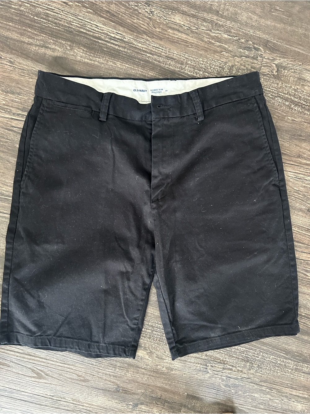 Old Navy Black Men’s Flat-Front Shorts